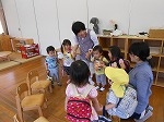 ２歳・３歳児遊び教室「りんごグループ」の子どもたち・・・